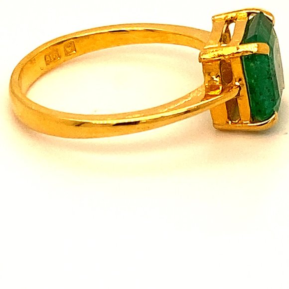 Emerald 2.52ct Solid 22K Yellow Gold Ring - Picture 4 of 7